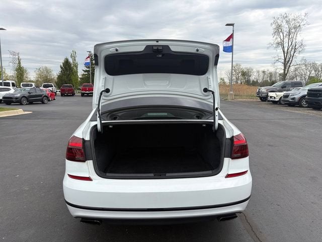 2018 Volkswagen Passat V6 GT