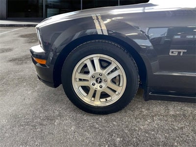 2007 Ford Mustang GT Deluxe