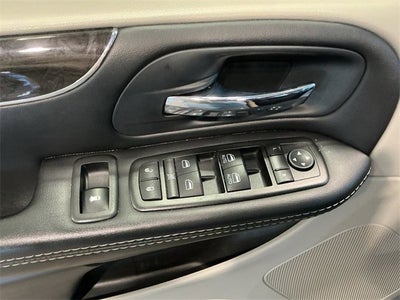 2015 Chrysler Town & Country Touring