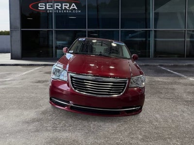 2016 Chrysler Town & Country Touring