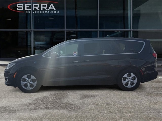 2018 Chrysler Pacifica Hybrid Touring Plus