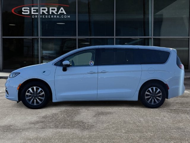 2023 Chrysler Pacifica Hybrid Touring L