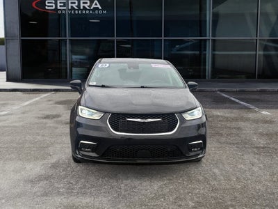 2023 Chrysler Pacifica Hybrid Touring L