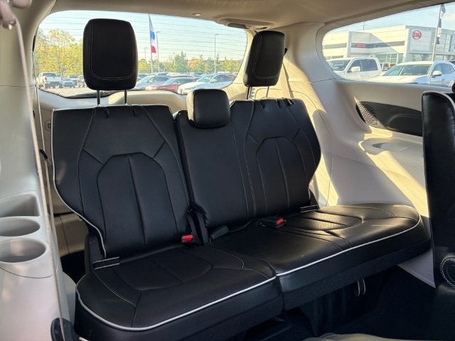 2023 Chrysler Pacifica Hybrid Limited