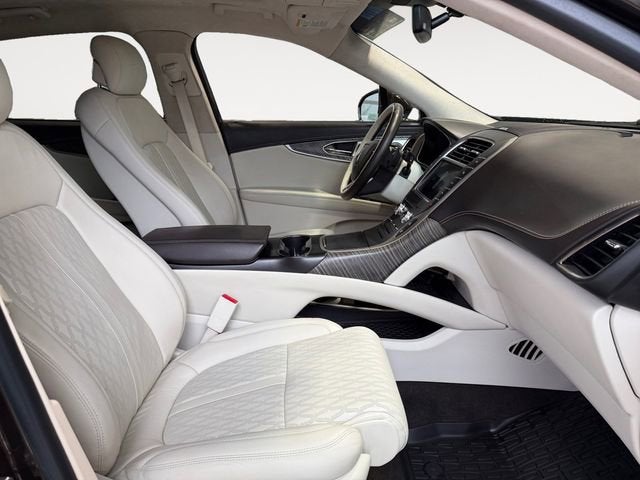 2020 Lincoln Nautilus Black Label