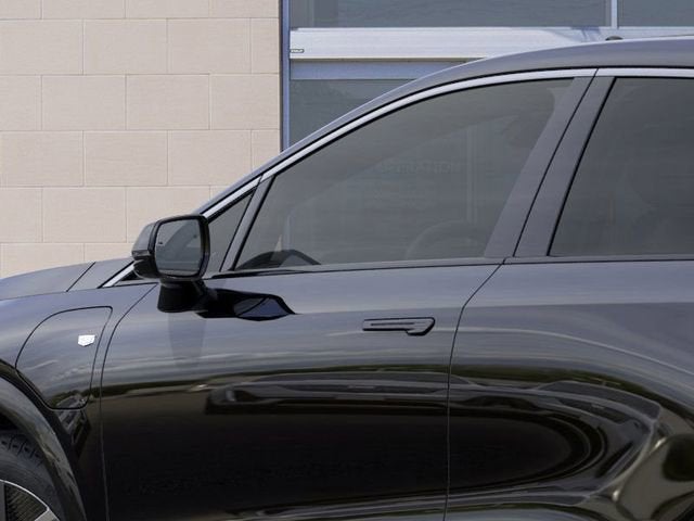 2025 Cadillac OPTIQ Luxury 2