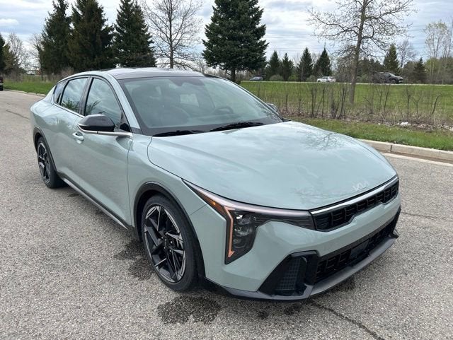 2025 Kia K4 GT-Line