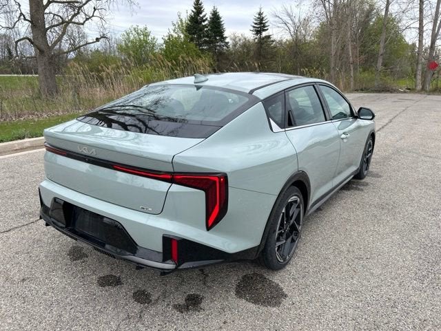 2025 Kia K4 GT-Line