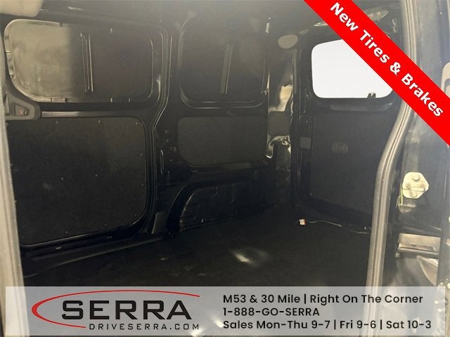 2016 Nissan NV200 SV