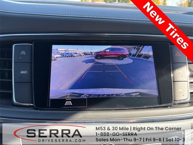 2024 Buick Enclave Essence