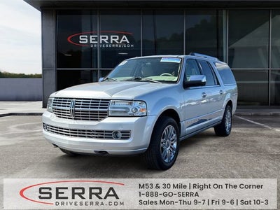 2013 Lincoln Navigator L Base