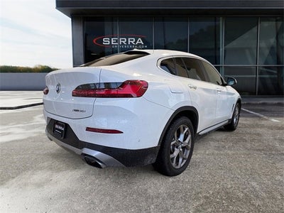 2022 BMW X4 xDrive30i