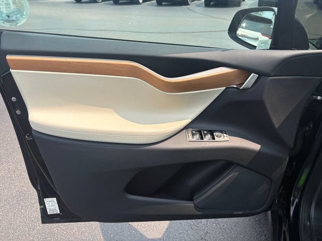 2020 Tesla Model X Long Range