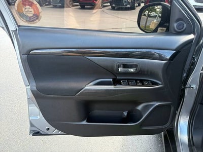 2018 Mitsubishi Outlander SE