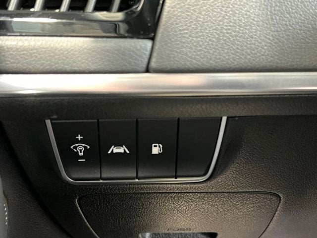 2023 Kia Stinger GT-Line