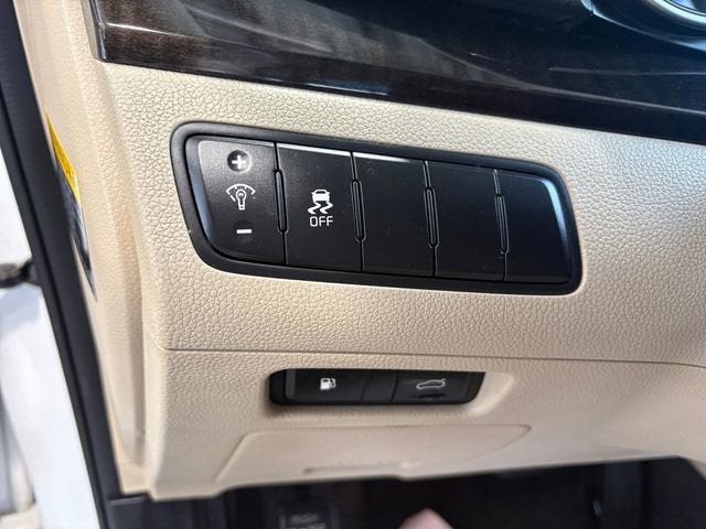 2014 Kia Cadenza Premium