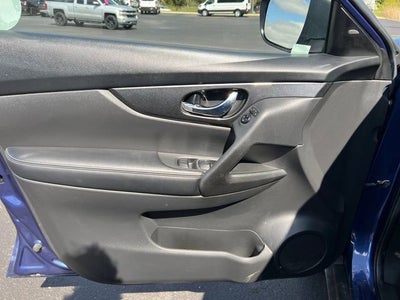 2019 Nissan Rogue Base