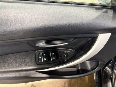 2016 BMW 3 Series 320i xDrive