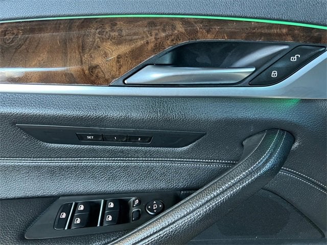 2018 BMW 5 Series 530e xDrive iPerformance