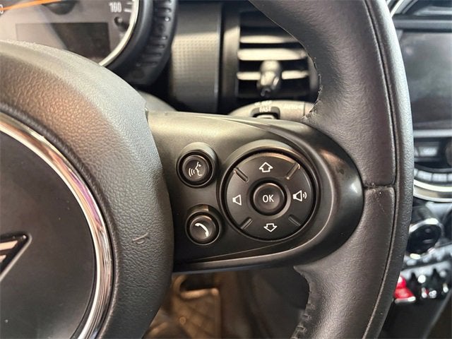 2017 MINI Hardtop 4 Door Cooper