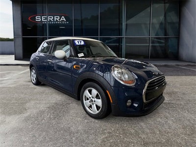 2017 MINI Hardtop 4 Door Cooper