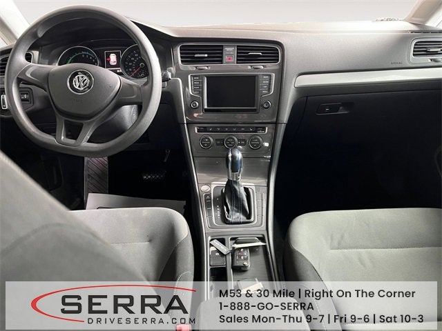 2016 Volkswagen e-Golf SE