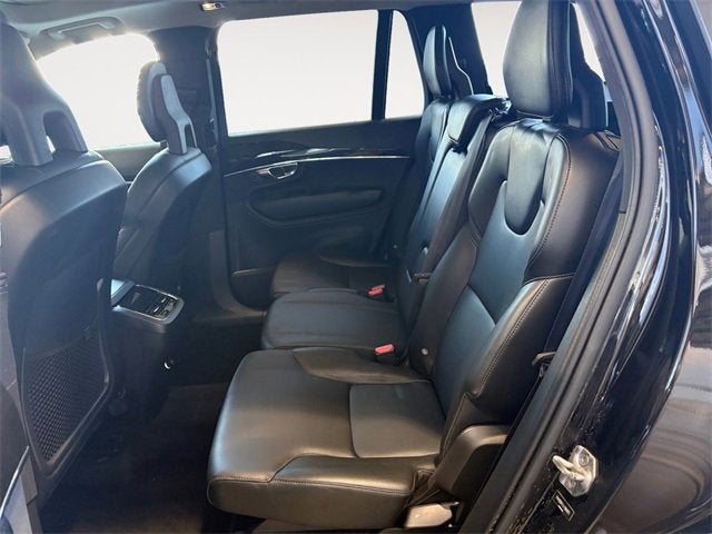 2018 Volvo XC90 Momentum