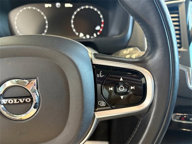 2018 Volvo XC90 Momentum