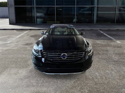 2016 Volvo XC60 T5 Platinum