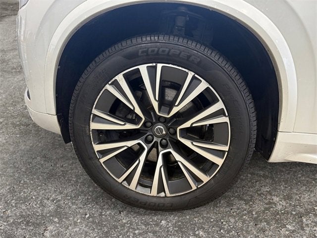 2020 Volvo XC90 Momentum