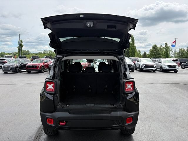 2023 Jeep Renegade Trailhawk