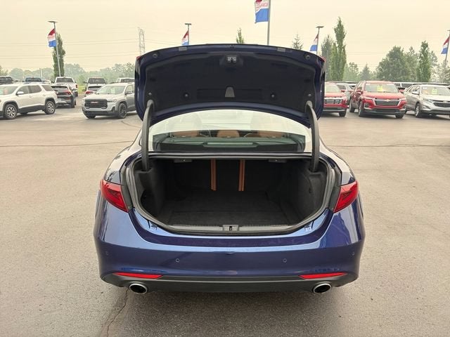 2020 Alfa Romeo Giulia Base