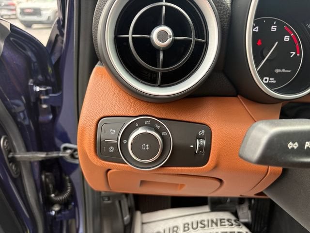 2020 Alfa Romeo Giulia Base