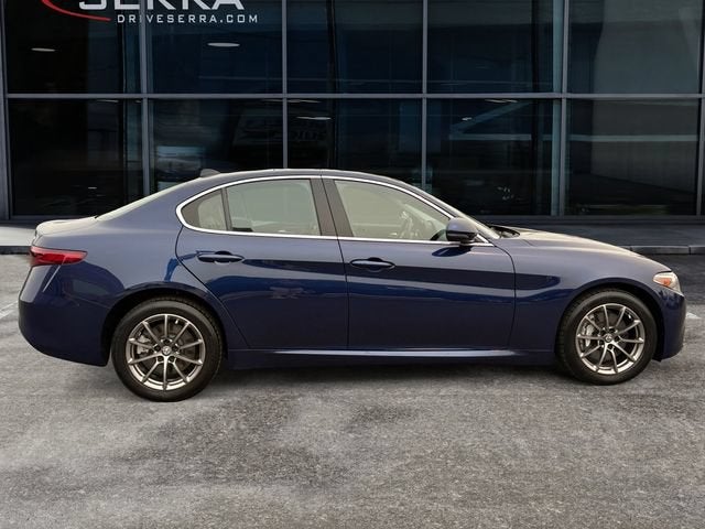 2020 Alfa Romeo Giulia Base