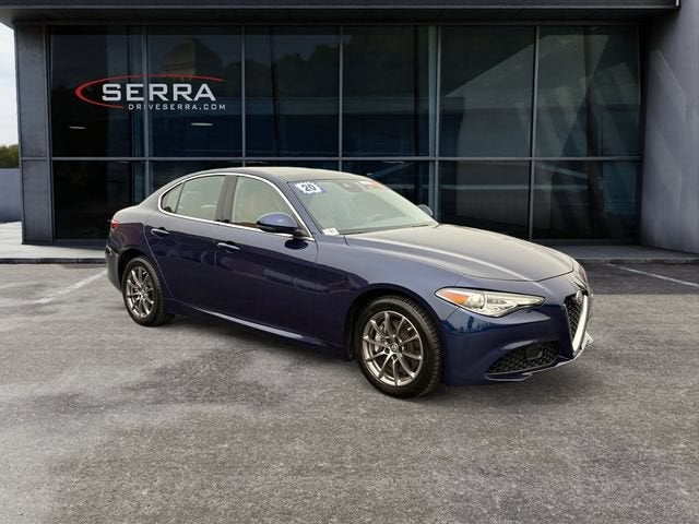 2020 Alfa Romeo Giulia Base