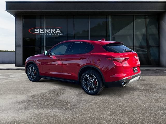2019 Alfa Romeo Stelvio Sport
