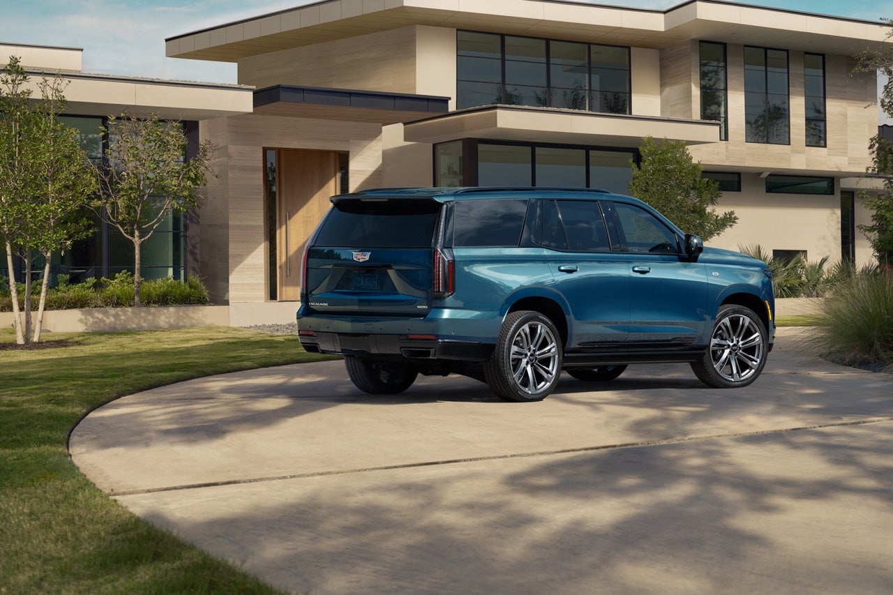 Serra Cadillac in Washington MI