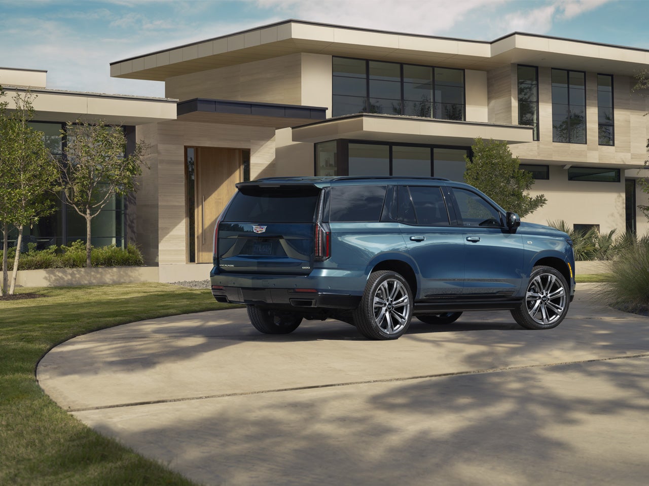 Serra Cadillac in Washington MI