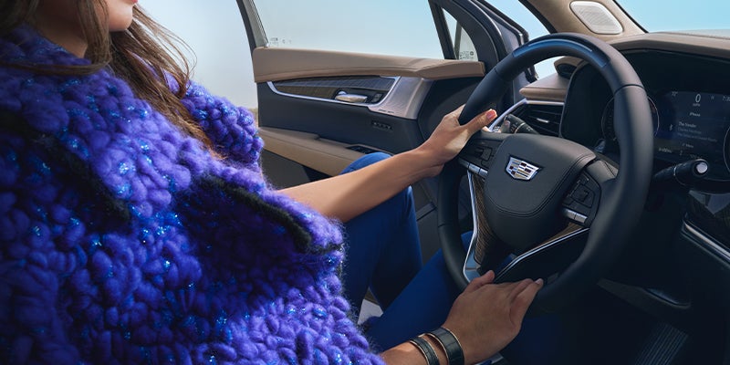 2025 Cadillac XT6 Driver